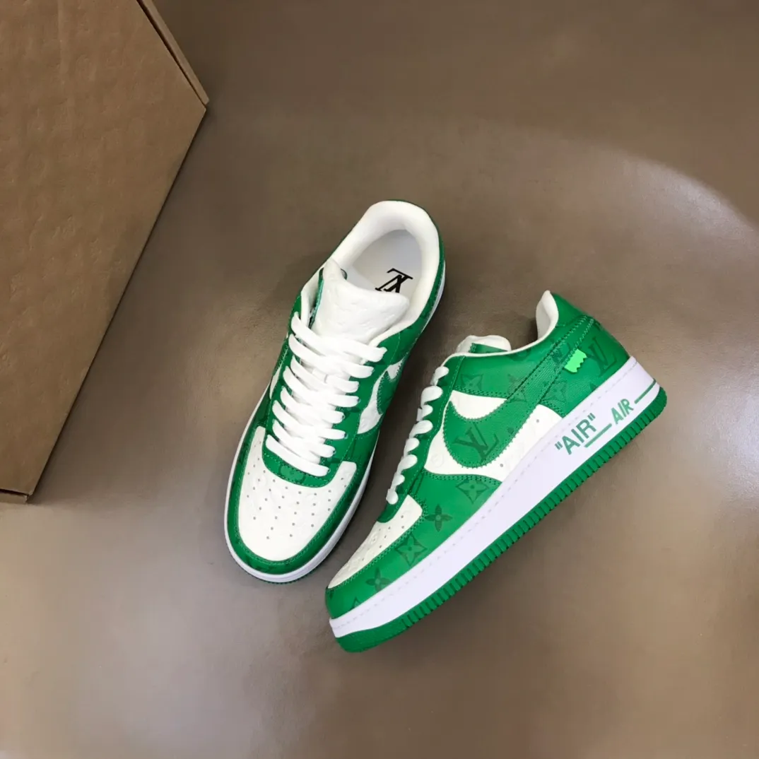 Men's shoes 💰p420 "*OUIS *UITTO*" x OFF-WHITE x Nike tripartite collaboration! Trendy and cool men's casual sports shoes with unrivaled color matching. The design idea basically continues the style of THE TEN. The Swoosh line and tongue label have a very familiar visual effect and are both fashionable and trendy! A must-have for fashionistas! The effect on your feet is absolutely stunning! Size: 38-45